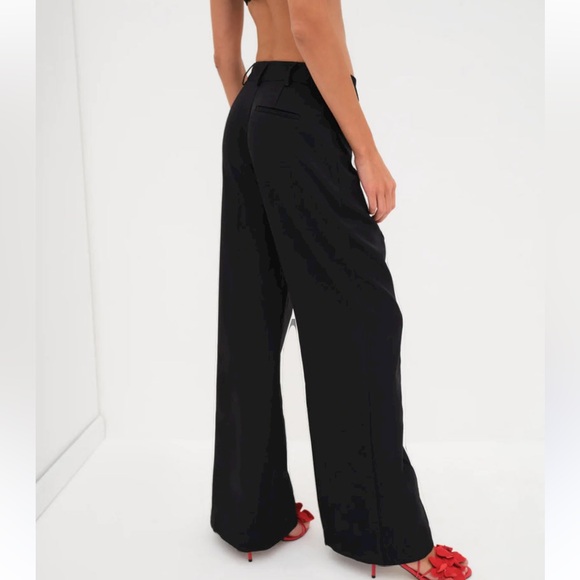 For love and lemons, black pants with pockets, NWT, size small - Picture 3 of 7